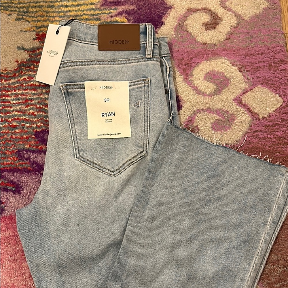 Hidden Ryan Light Wash Jeans